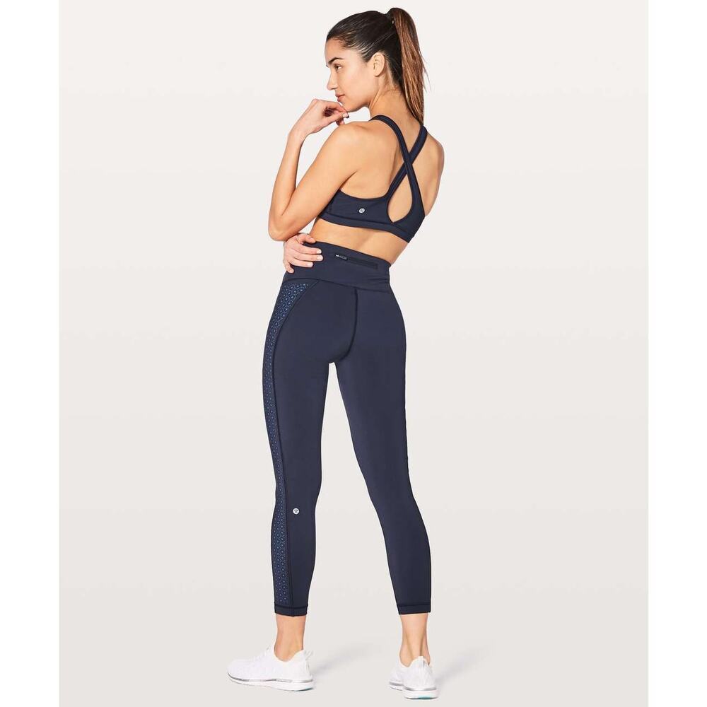 💙⚡ Lululemon Colour Me Quick 7/8 Tight 25” Navy Blue Size 8 Offers Welcome ✨ - Picture 3 of 8